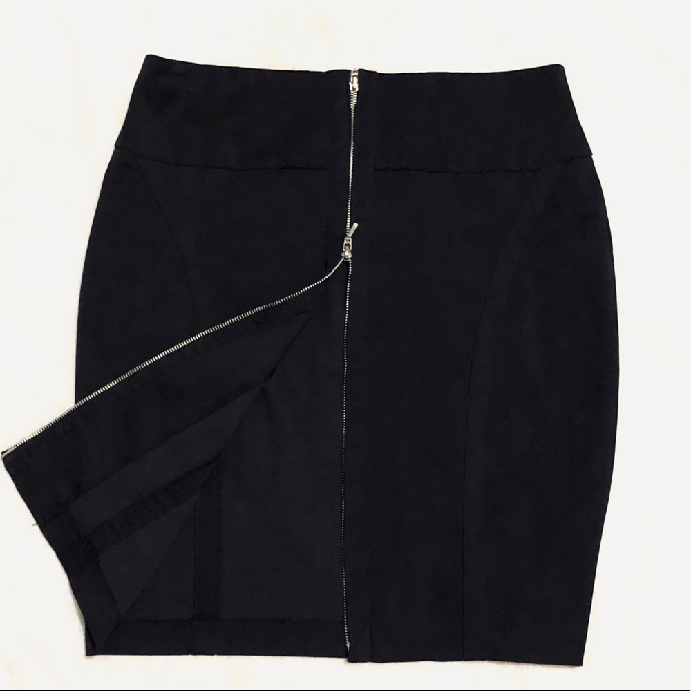 Kenar Black Adjustable Back Zip Slit Pencil Skirt